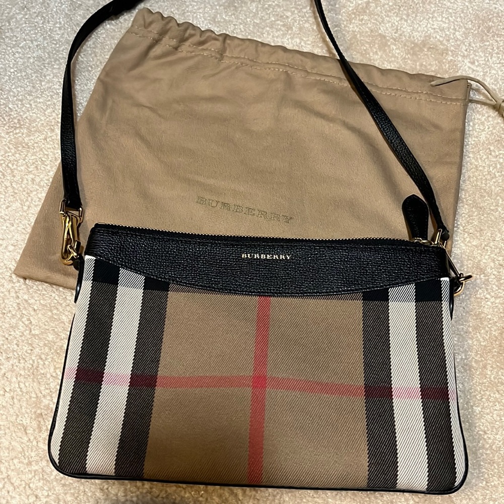 Burberry crossbody